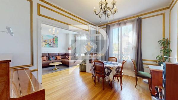 Vente                                                      Maison
                        
                     11 pièces                      306 m2                     à Palaiseau