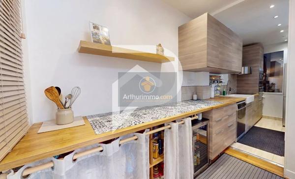 Vente                                                      Maison
                        
                     11 pièces                      306 m2                     à Palaiseau
