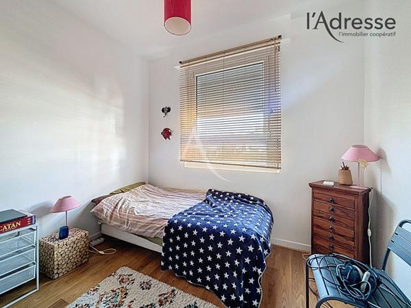 SURESNES ? Quartier Paul Bert ? Maison d'Exception de 180m² avec Dépendance et Jardins Intimistes