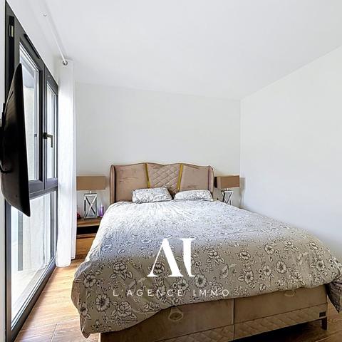 Maison individuelle de 196 m² avec jardin, terrasse et appartement indépendant à Divonne-les-Bains 01220
