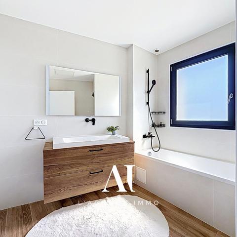 Maison individuelle de 196 m² avec jardin, terrasse et appartement indépendant à Divonne-les-Bains 01220