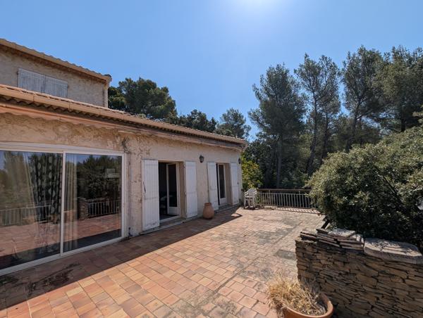 Maison
         6 pièces
        - 295 m² 1 158 000 € *