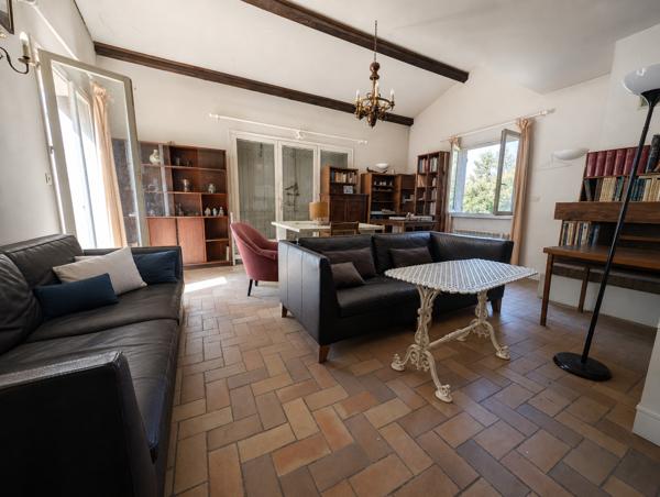 Maison
         6 pièces
        - 295 m² 1 158 000 € *