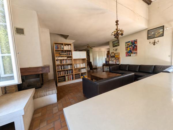 Maison
         6 pièces
        - 295 m² 1 158 000 € *
