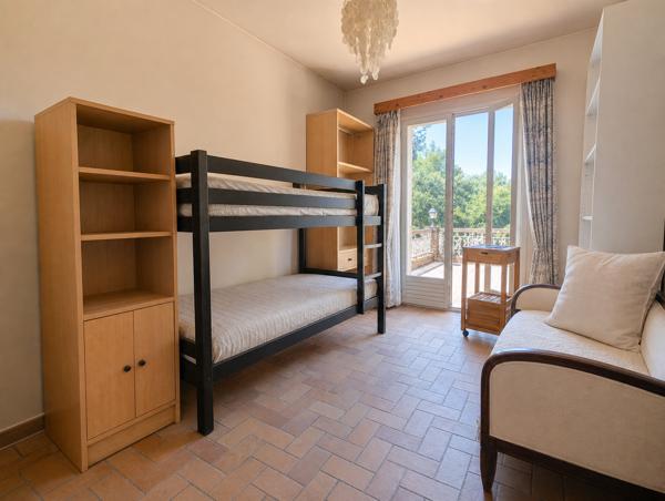 Maison
         6 pièces
        - 295 m² 1 158 000 € *