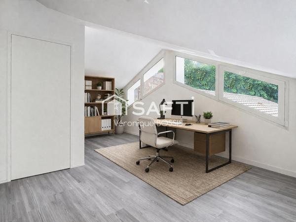 BIEN RARE – Une propriété insoupçonnable en plein cœur de Mouilleron-le-Captif + une grange de 130m2