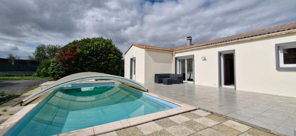 QUARTIER TERRES NOIRES- TERRAIN 1000m² AVEC PISCINE