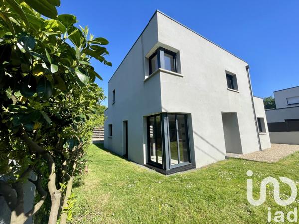 Maison 5 pièces de 144 m² à Treillières (44119)