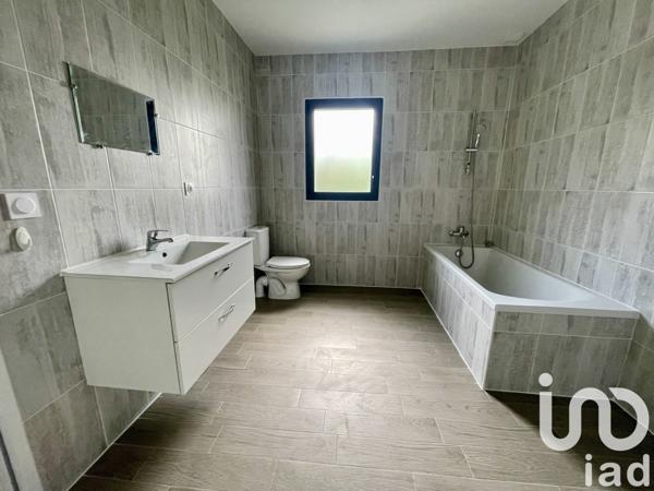 Maison 5 pièces de 144 m² à Treillières (44119)