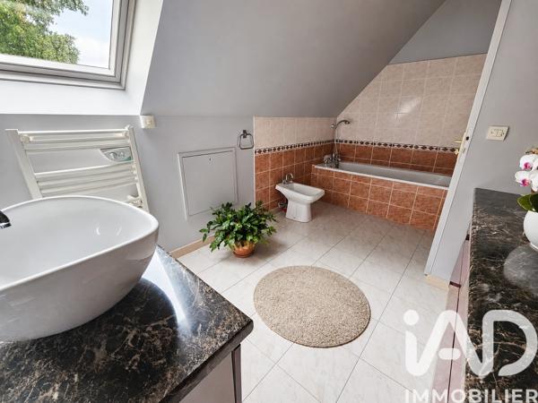 Maison à vendre 5 pièces 113 m² Saint-Germain-lès-Arpajon