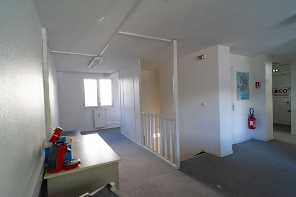 Local Commercial + Bureaux 123m² Chambéry (73000)