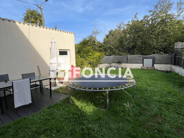 Location Maison 3 pièces 92.32 m² - 32 IMPASSE DE L'ABREVOIR Magne 79460