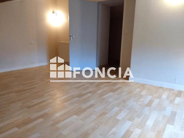 Location Maison 3 pièces 92.32 m² - 32 IMPASSE DE L'ABREVOIR Magne 79460