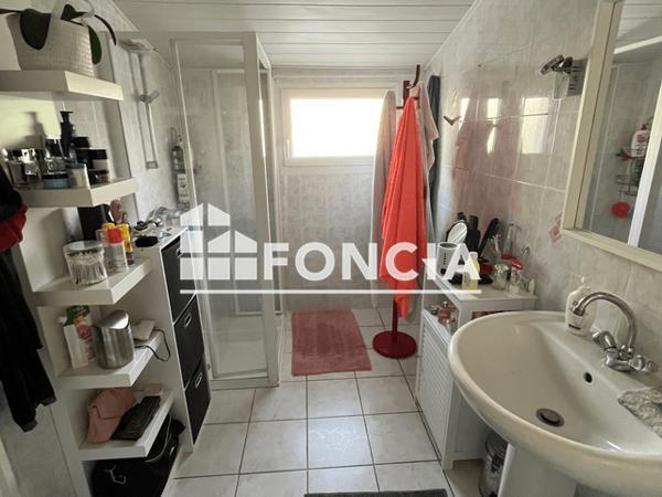 Location Maison 3 pièces 92.32 m² - 32 IMPASSE DE L'ABREVOIR Magne 79460