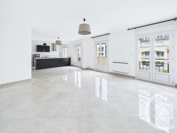 Appartement F4 à vendre  4 pièces - 71,13 m 2   MENNECY  - 91