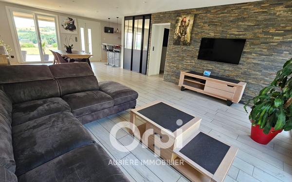 Maison à vendre    5 pièces • 165 m2 Tallende