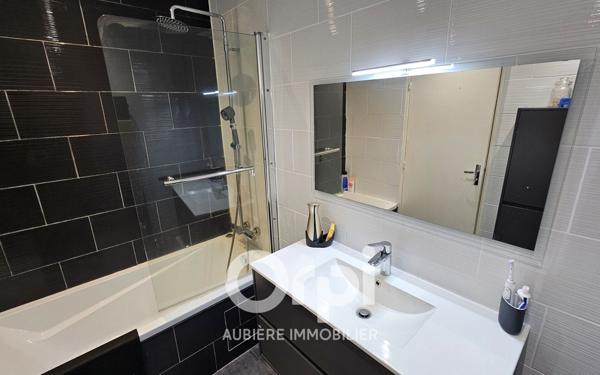 Maison à vendre    5 pièces • 165 m2 Tallende