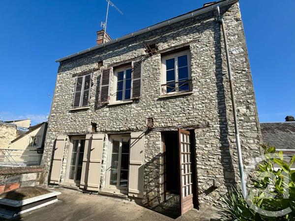 Immeuble à vendre  175 m 2   NIBELLE  - 45