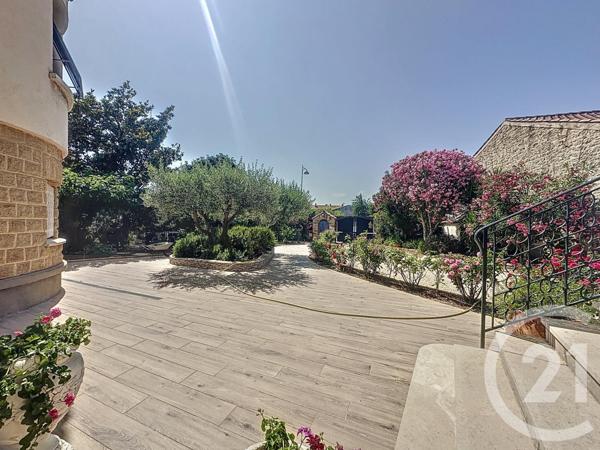 Maison à vendre  8 pièces - 278,39 m2 BEAUCAIRE - 30