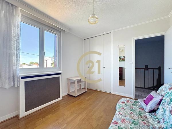 Maison à vendre  5 pièces - 81 m 2   VIRY CHATILLON  - 91