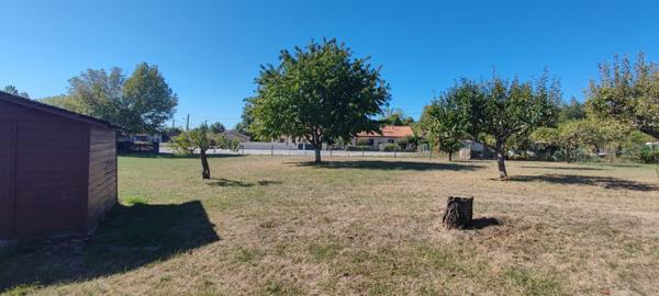 Maison à 20 minutes à l'ouest de Bergerac et a 8 minutes de Sainte Foy La Grande !