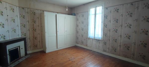 Maison à 20 minutes à l'ouest de Bergerac et a 8 minutes de Sainte Foy La Grande !