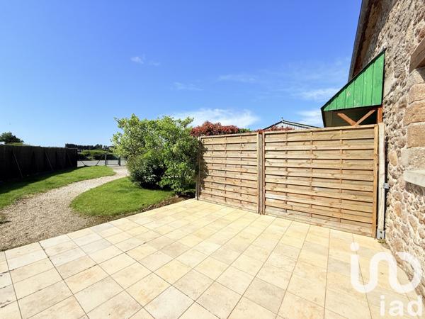 Gîte 10 pièces de 203 m² à Saint-Méloir-des-Ondes (35350)