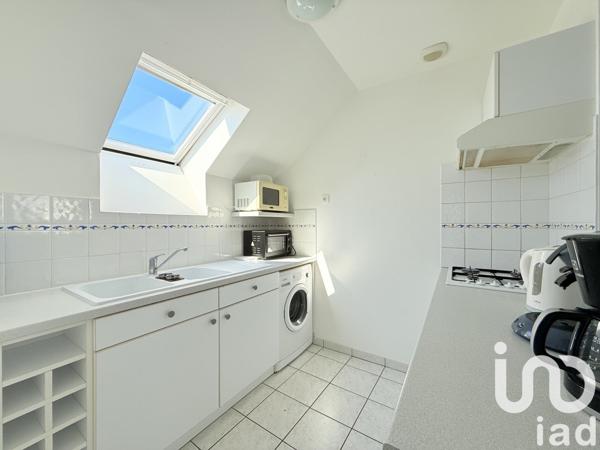 Gîte 10 pièces de 203 m² à Saint-Méloir-des-Ondes (35350)