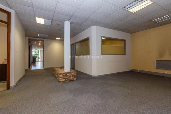 Vente Local commercial 135 m2 à Bourgoin-Jallieu