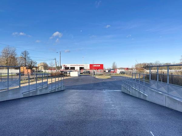 Vente Local commercial 1 pièces 319 m2 à Bourgoin-Jallieu