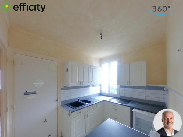 Maison
         5 pièces
        - 86 m² Exclusivité 210 000 € *