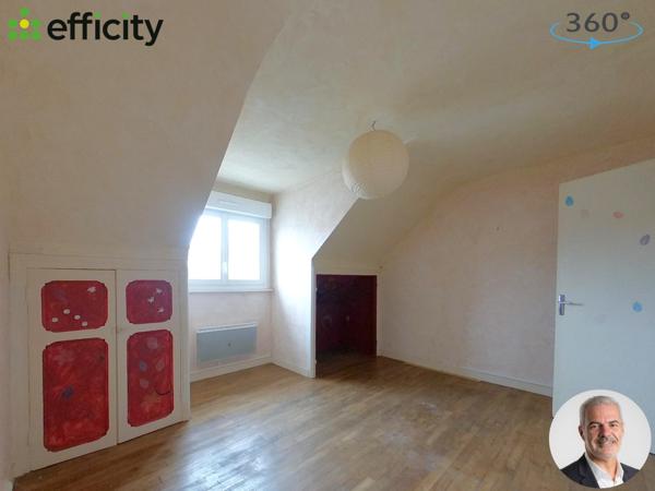 Maison
         5 pièces
        - 86 m² Exclusivité 210 000 € *