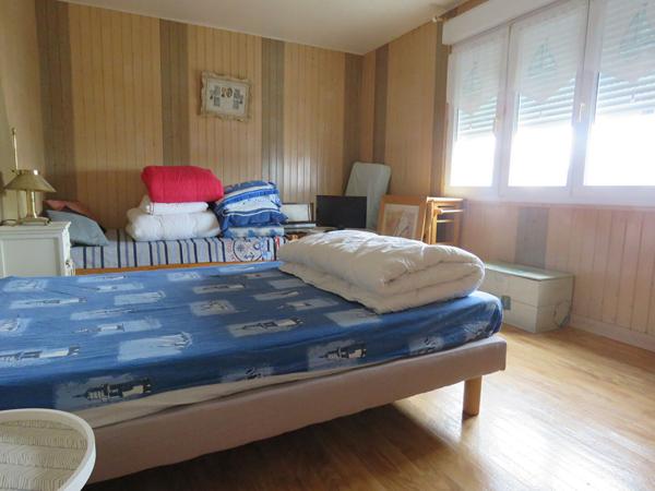 LESCONIL - Immeuble sur le port Lesconil (29740)
