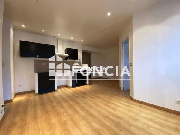 Location Appartement 2 pièces 40.84 m² - 4 RUE DE VERDUN Marignane 13700