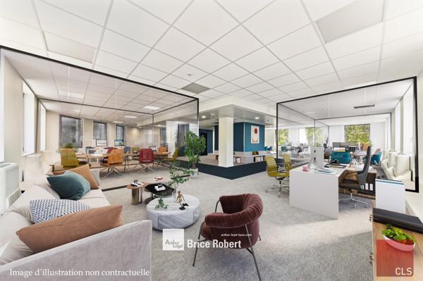Location bureaux rénovés à Villeurbanne face Parc de la Tête d'Or avec parking