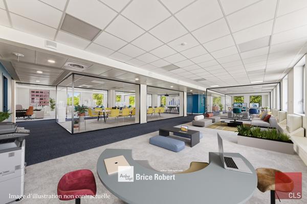 Location bureaux rénovés à Villeurbanne face Parc de la Tête d'Or avec parking