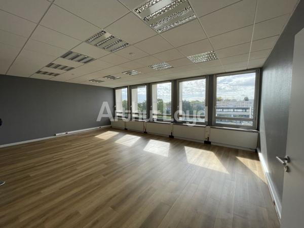 Bureaux clés en main à louer à Marcq-en-Barœul - Accès Tramway et Parking Facile