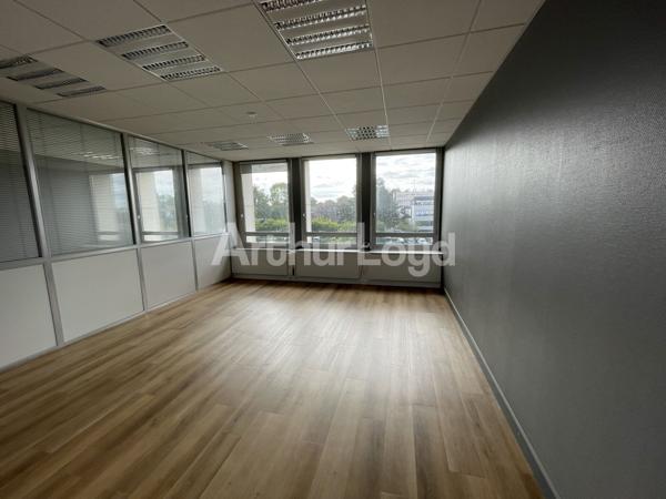 Bureaux clés en main à louer à Marcq-en-Barœul - Accès Tramway et Parking Facile