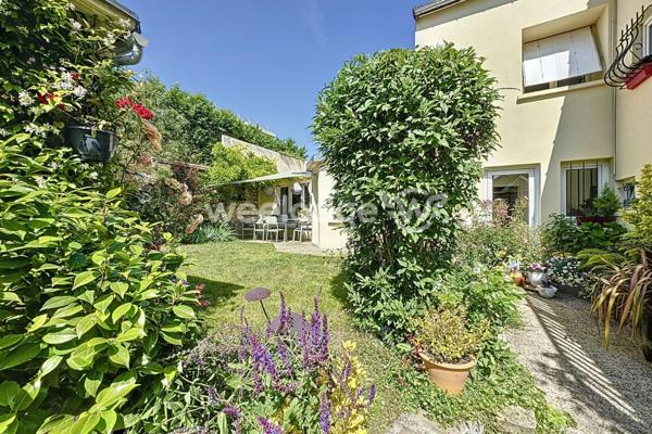 Maison à vendre 8 pièces de 143 m² à Maurecourt