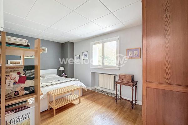 Maison à vendre 8 pièces de 143 m² à Maurecourt