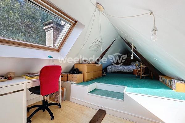 Maison à vendre 8 pièces de 143 m² à Maurecourt