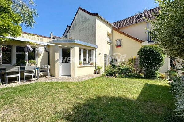 Maison à vendre 8 pièces de 143 m² à Maurecourt