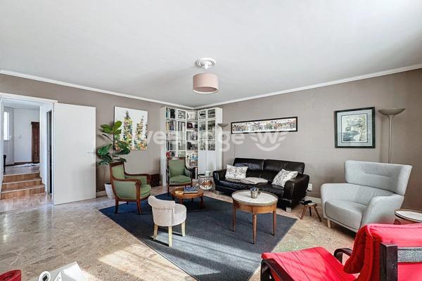 Maison à vendre 8 pièces de 143 m² à Maurecourt