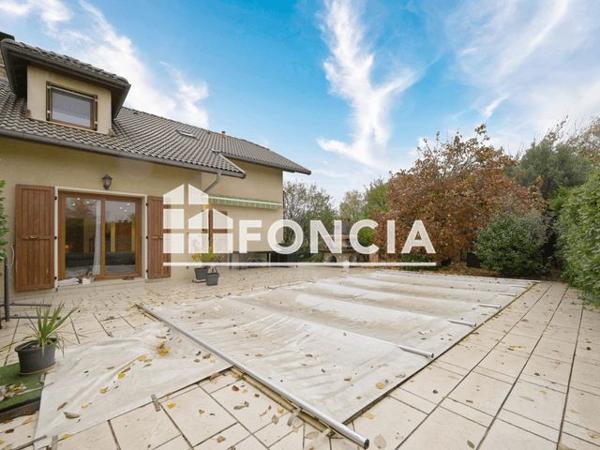 À vendre Maison 5 pièces 145 m² - Porte-de-savoie 73800
