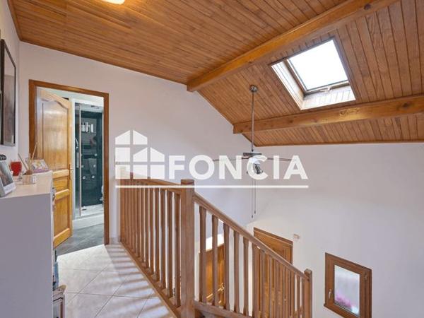 À vendre Maison 5 pièces 145 m² - Porte-de-savoie 73800