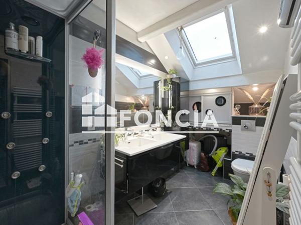 À vendre Maison 5 pièces 145 m² - Porte-de-savoie 73800