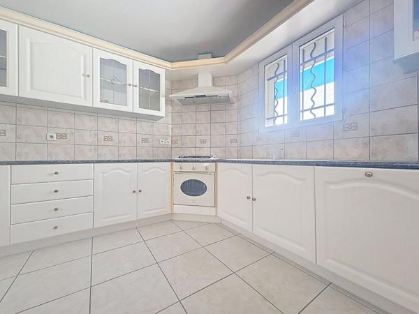 Villa  4 pièce(s) 120 m2