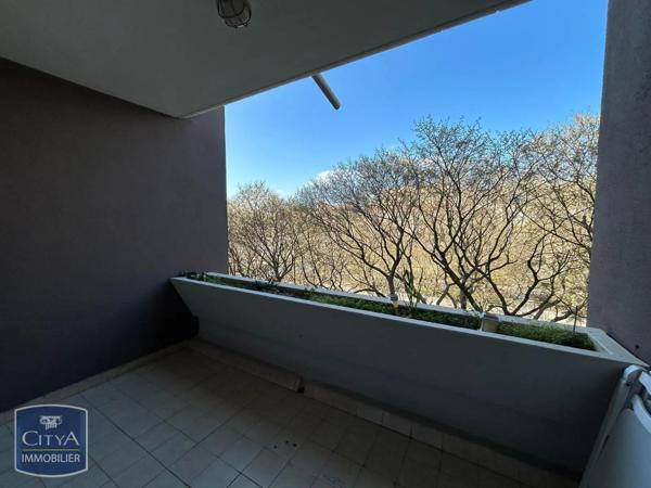 Appartement à louer 1 pièce 22.81m²