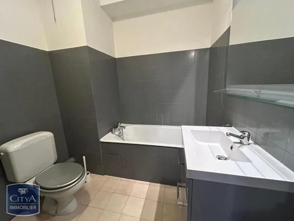 Appartement à louer 1 pièce 22.81m²