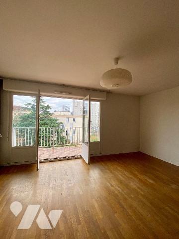 TASSIN LA DEMI-LUNE
APPARTEMENT T4